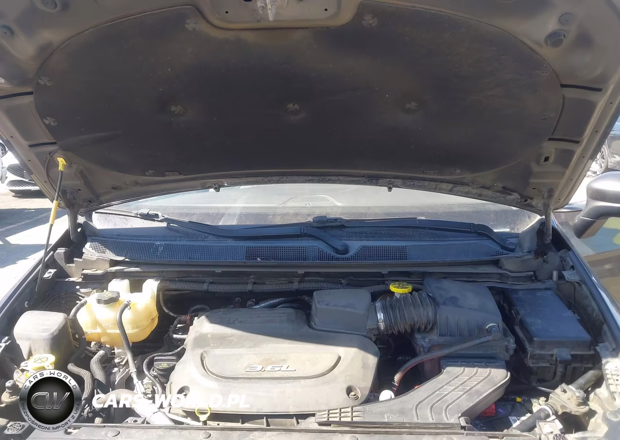 2017 Chrysler Pacifica Touring VIN:2C4RC1DG6HR533774 - 10