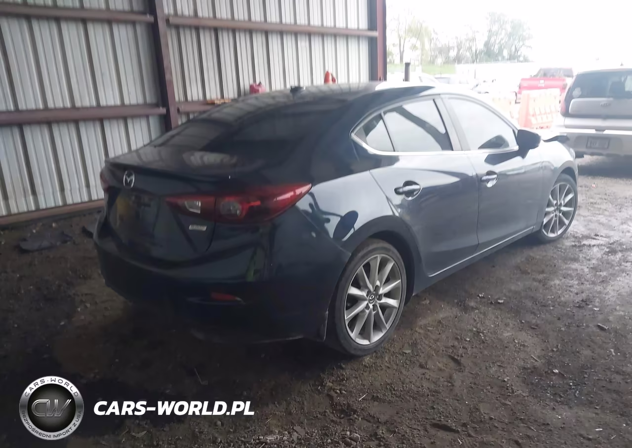 2017 Mazda Mazda3 Grand Touring VIN:3MZBN1W30HM129234 - 4