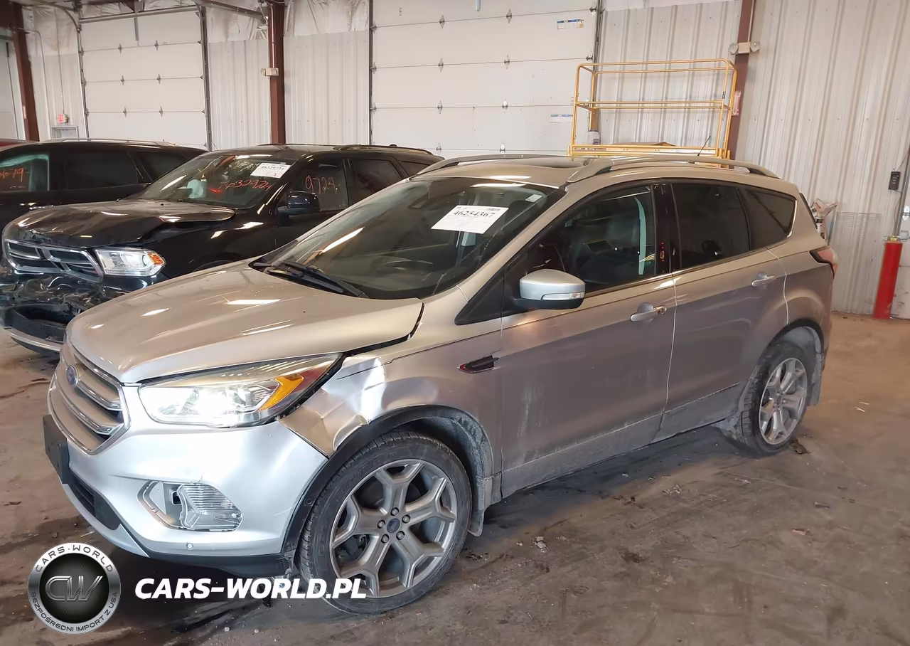 2017 Ford Escape Titanium VIN:1FMCU9J91HUA33656 - 2