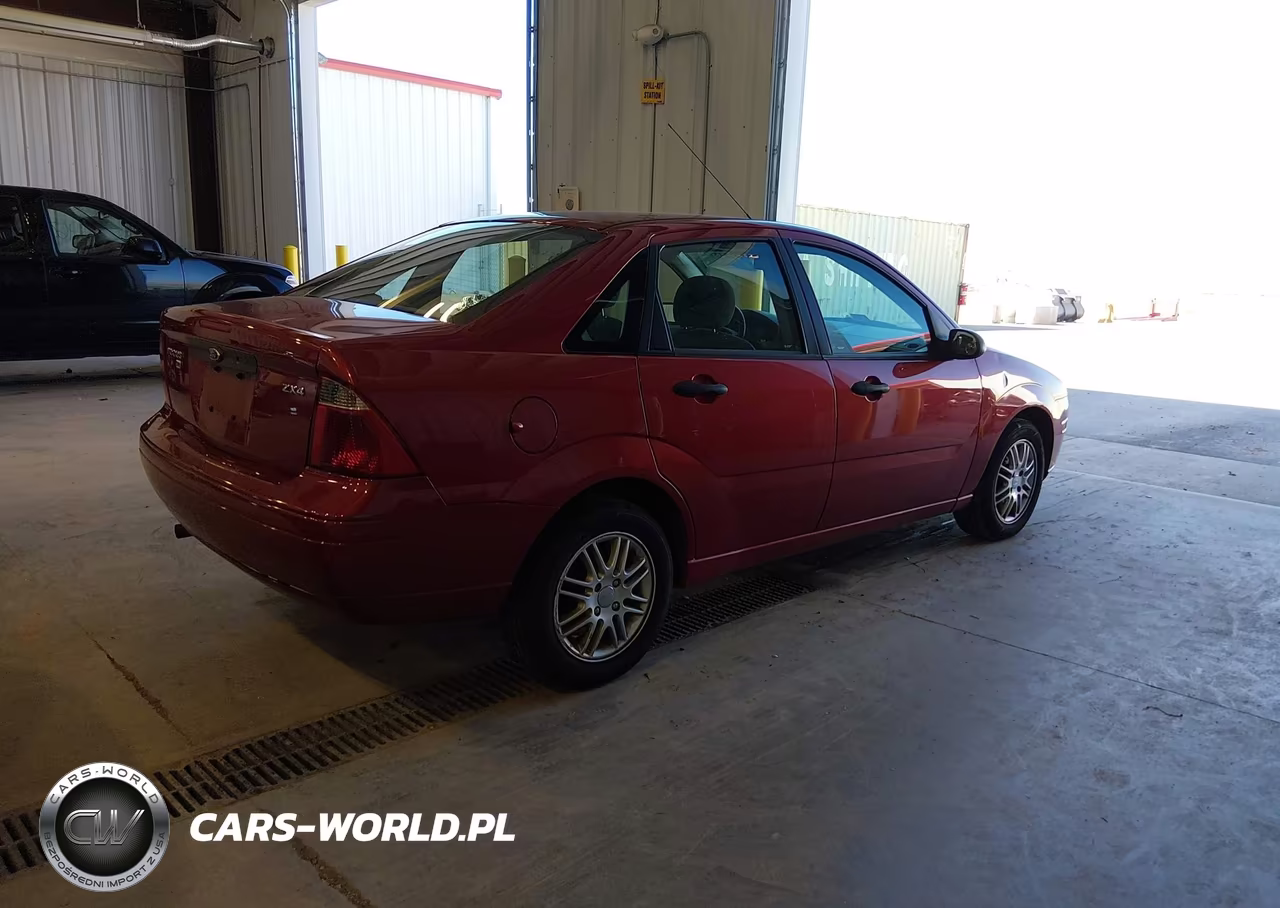 2005 Ford Focus Zx4 VIN:1FAFP34N95W178786 - 4