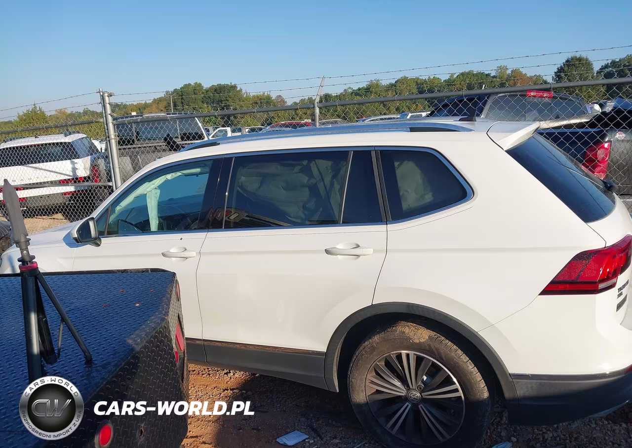 2018 Volkswagen Tiguan 2.0T Se-2.0T Sel VIN:3VV2B7AXXJM037788 - 14