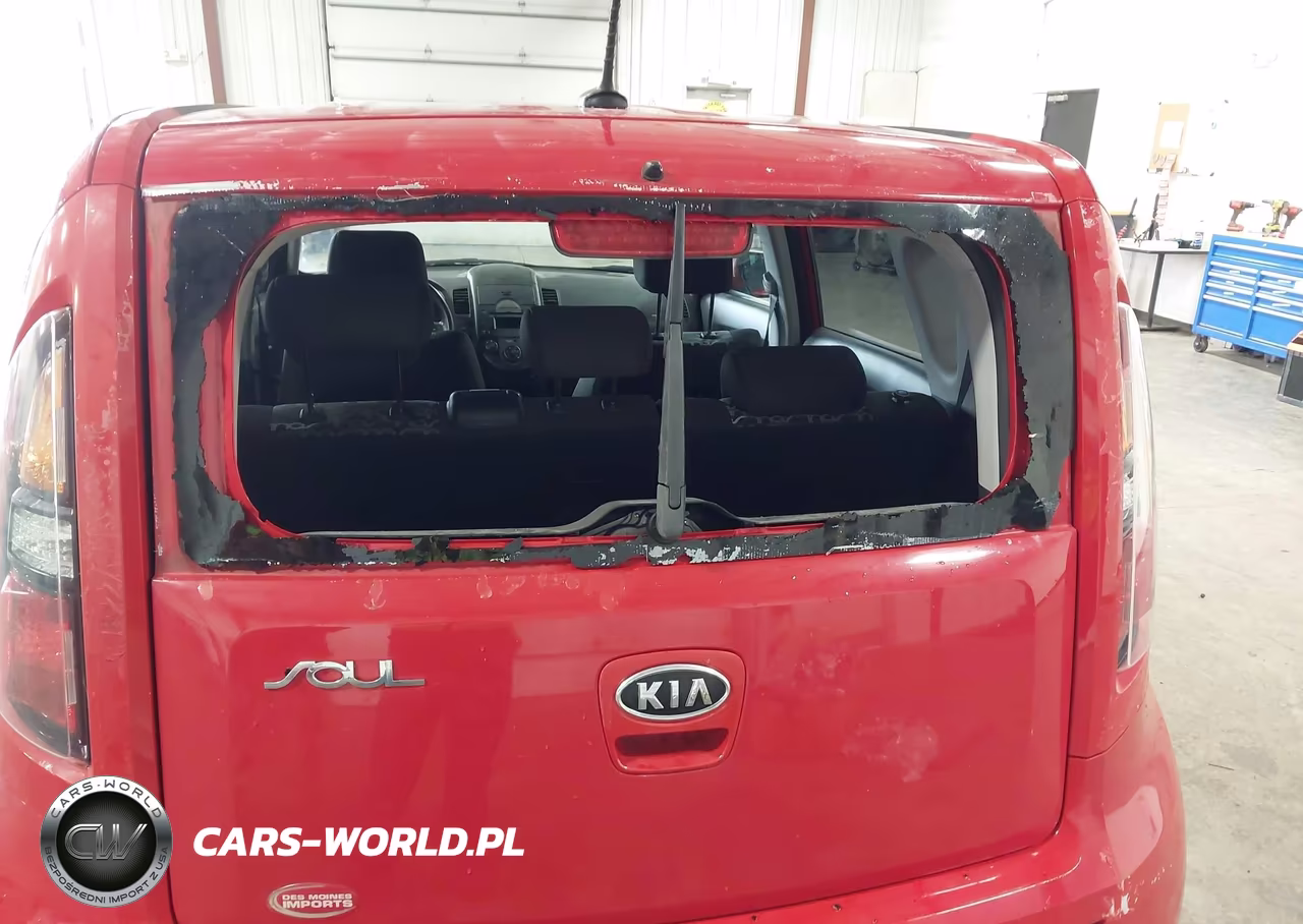 2010 Kia Soul + VIN:KNDJT2A24A7036807 - 19