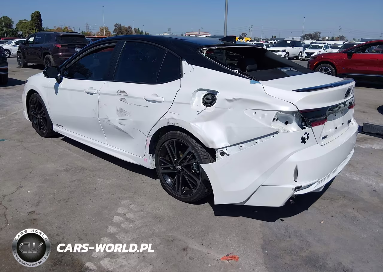 2026 Toyota Camry Xse VIN:4T1DAACK1TU230818 - 3