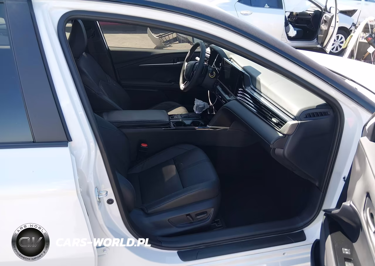 2026 Toyota Camry Xse VIN:4T1DAACK1TU230818 - 5