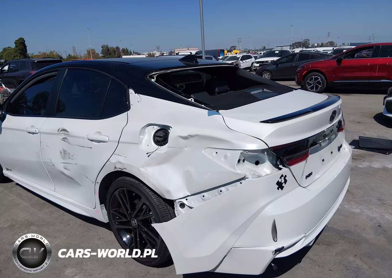 2026 Toyota Camry Xse VIN:4T1DAACK1TU230818 - 6