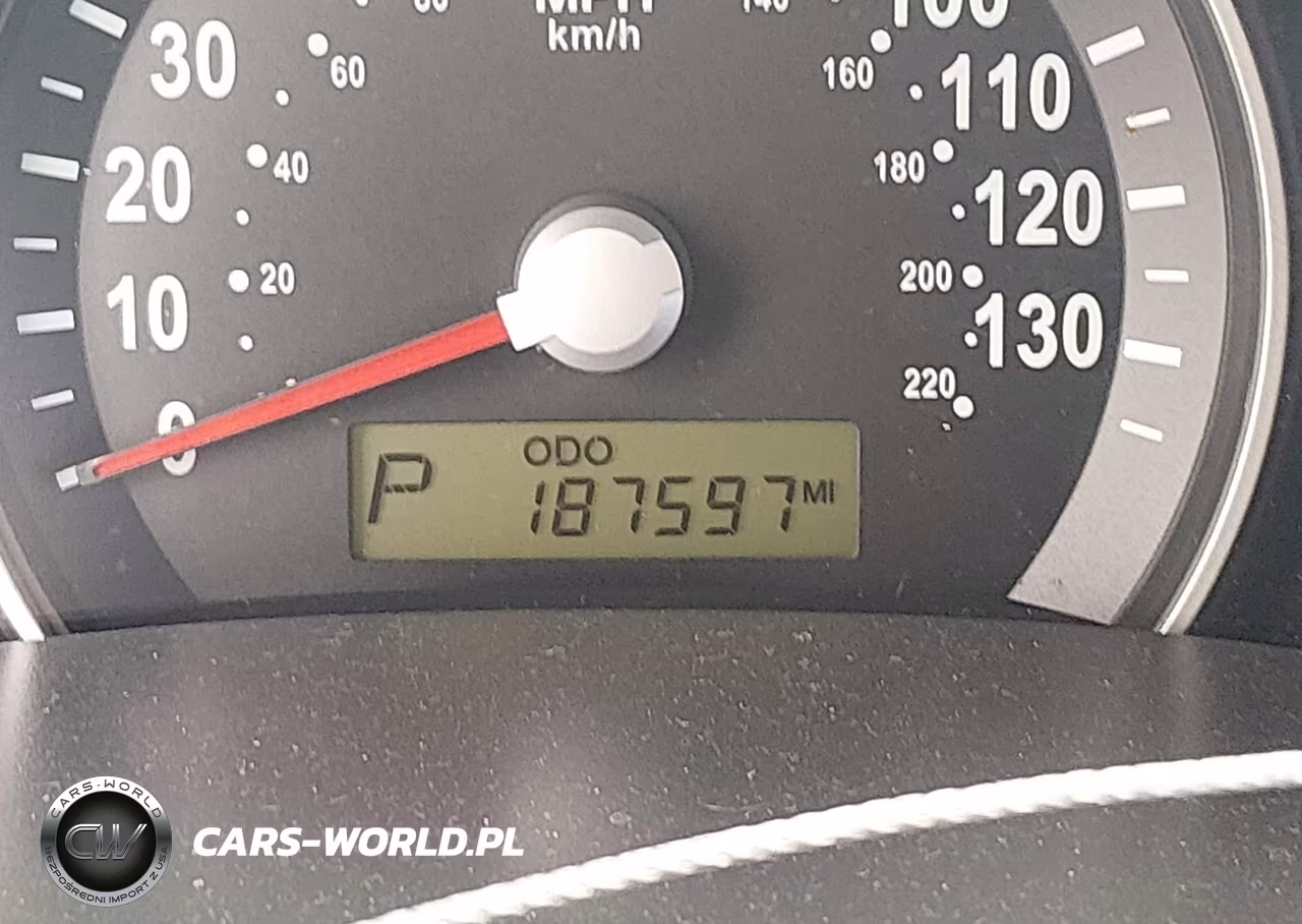 2010 Kia Sedona Lx VIN:KNDMG4C31A6353680 - 16