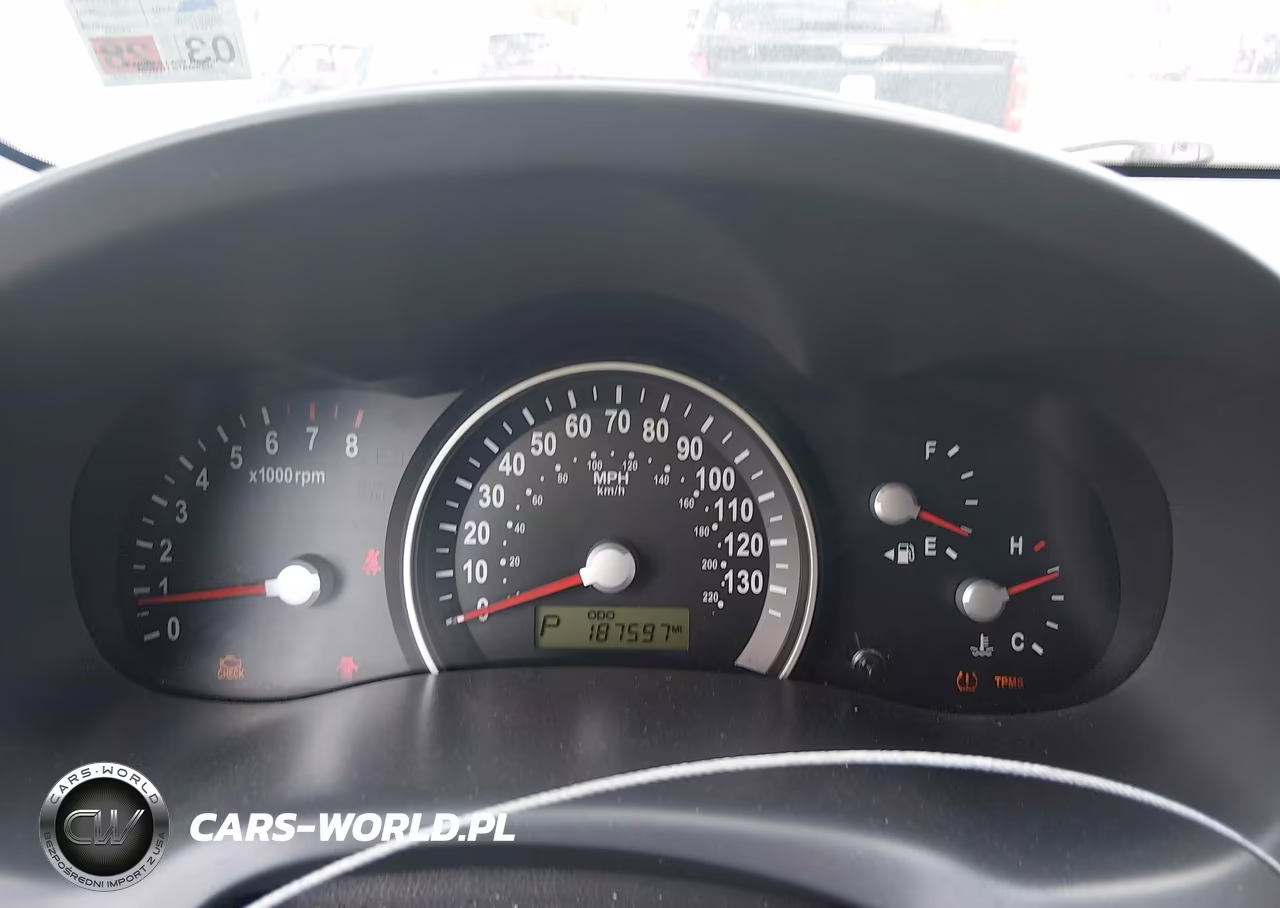 2010 Kia Sedona Lx VIN:KNDMG4C31A6353680 - 7