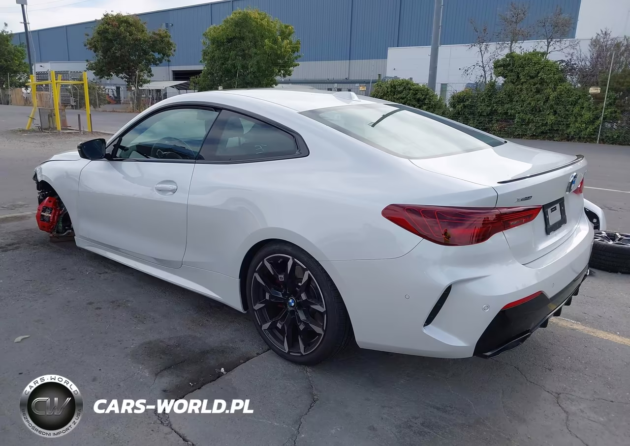 2027 BMW M440I VIN:WBA83DA05VCY37541 - 3