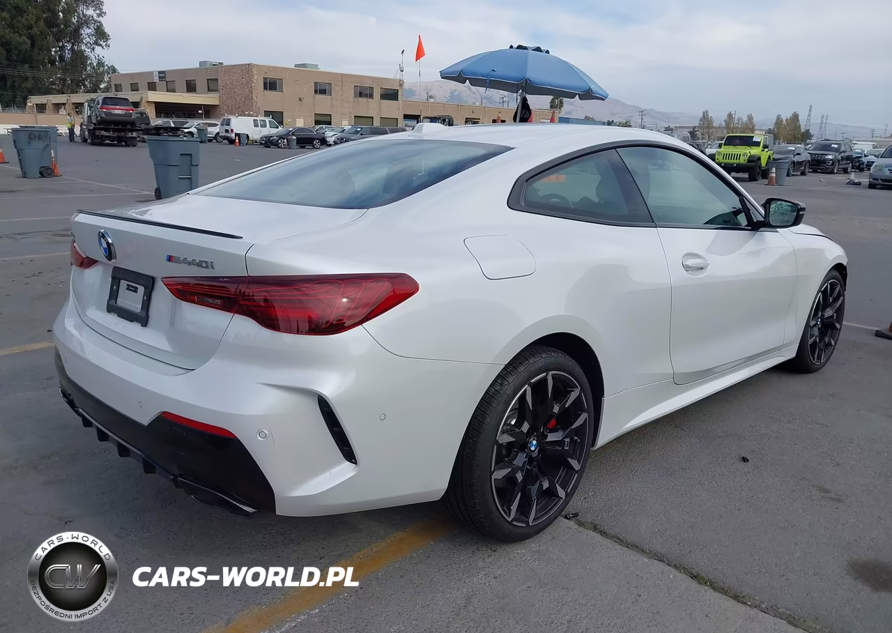 2027 BMW M440I VIN:WBA83DA05VCY37541 - 4