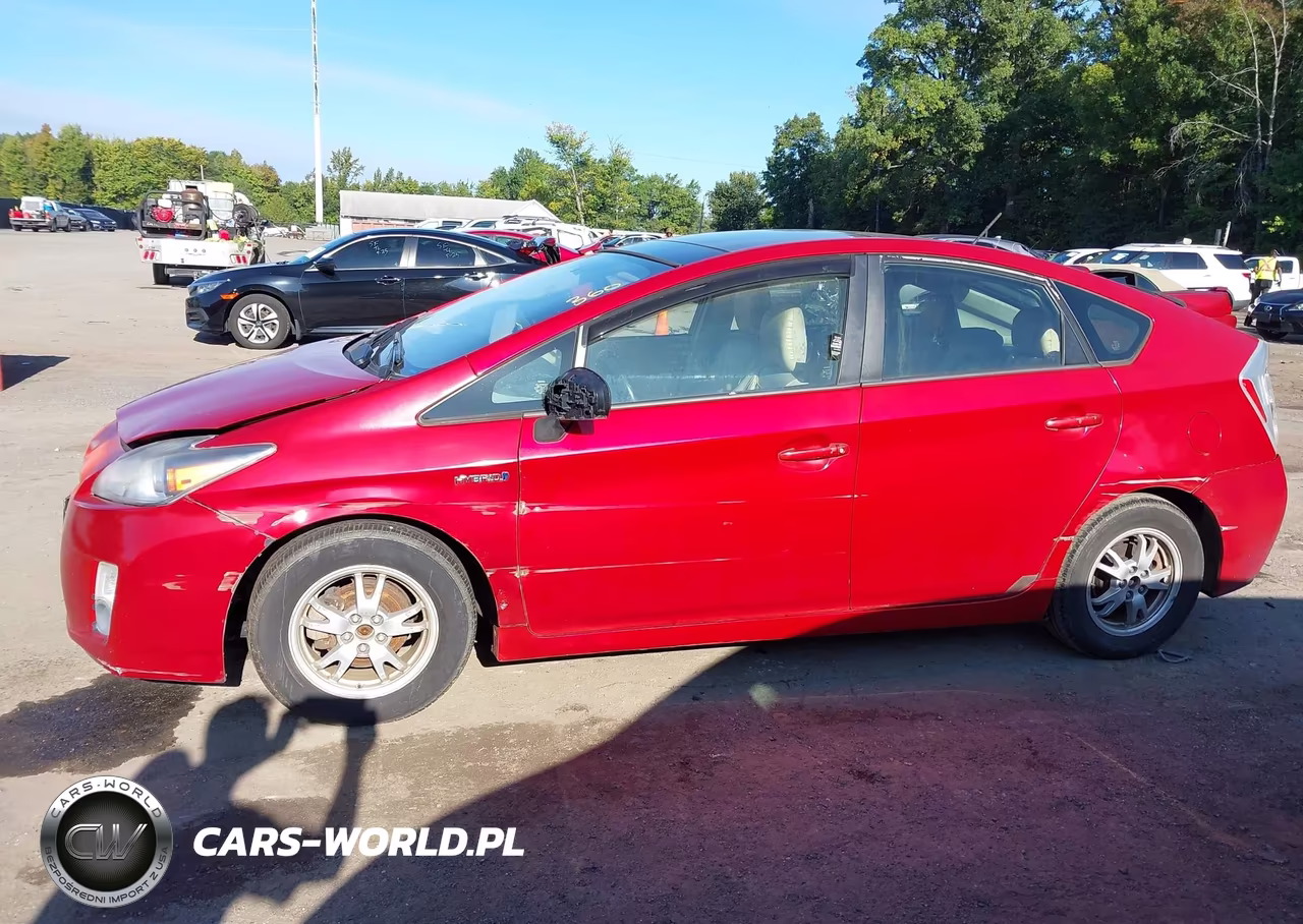 2011 Toyota Prius Three VIN:JTDKN3DU7B0260231 - 14