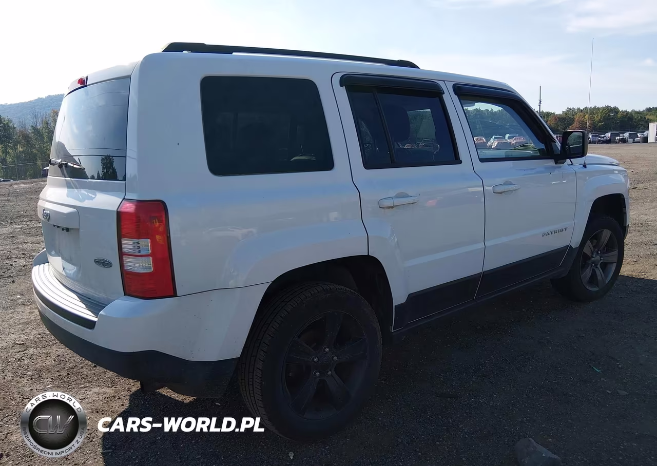 2015 Jeep Patriot High Altitude Edition VIN:1C4NJRFB1FD239994 - 4