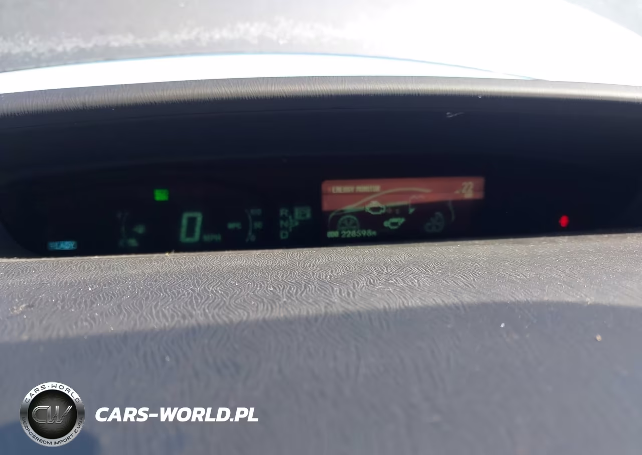 2011 Toyota Prius Four VIN:JTDKN3DUXB1403392 - 7