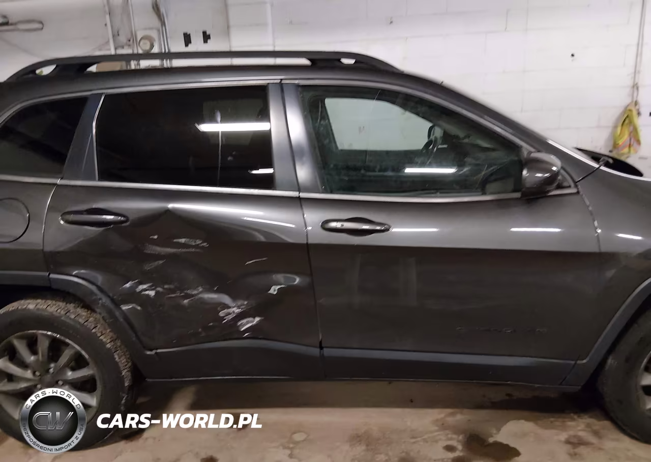 2015 Jeep Cherokee Limited VIN:1C4PJMDB9FW526406 - 13