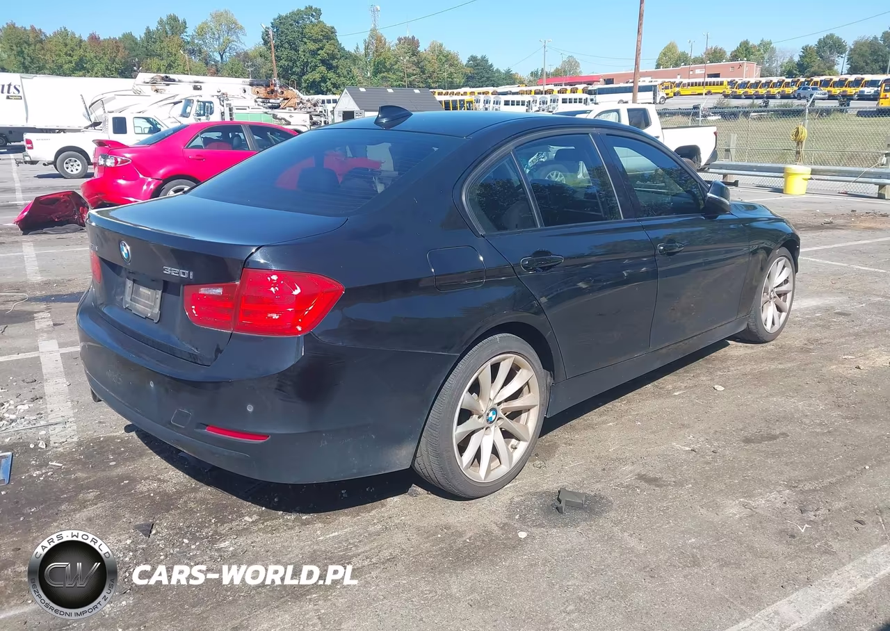 2015 BMW 320I xDrive VIN:WBA3C3G50FNT52611 - 4