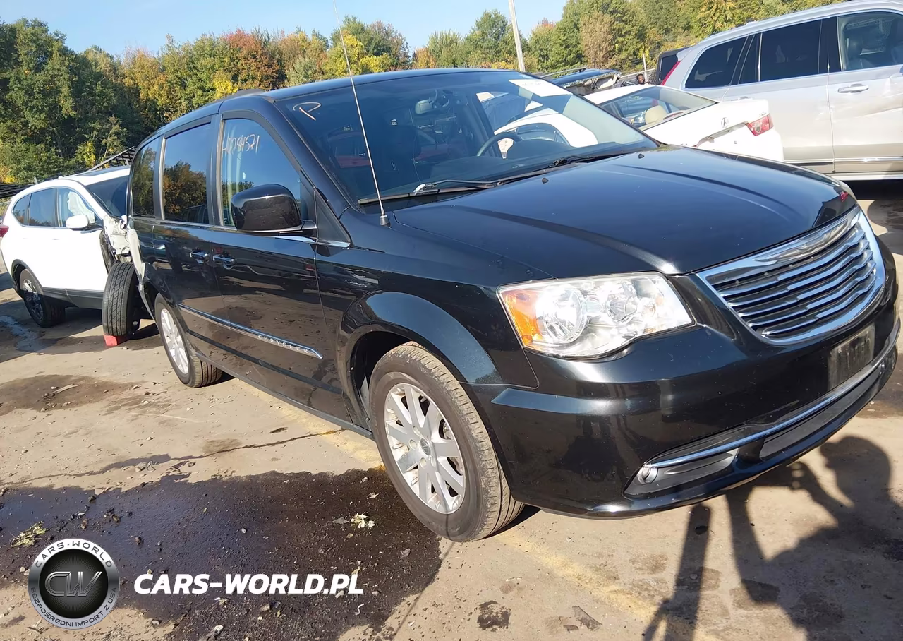 2012 Chrysler Town & Country Touring – zdjęcie 1 z 11