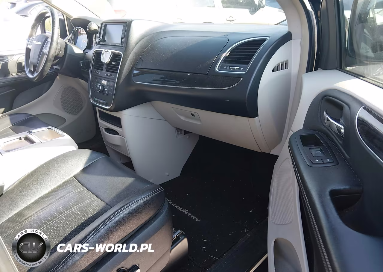 2012 Chrysler Town & Country Touring VIN:2C4RC1BG4CR189146 - 5