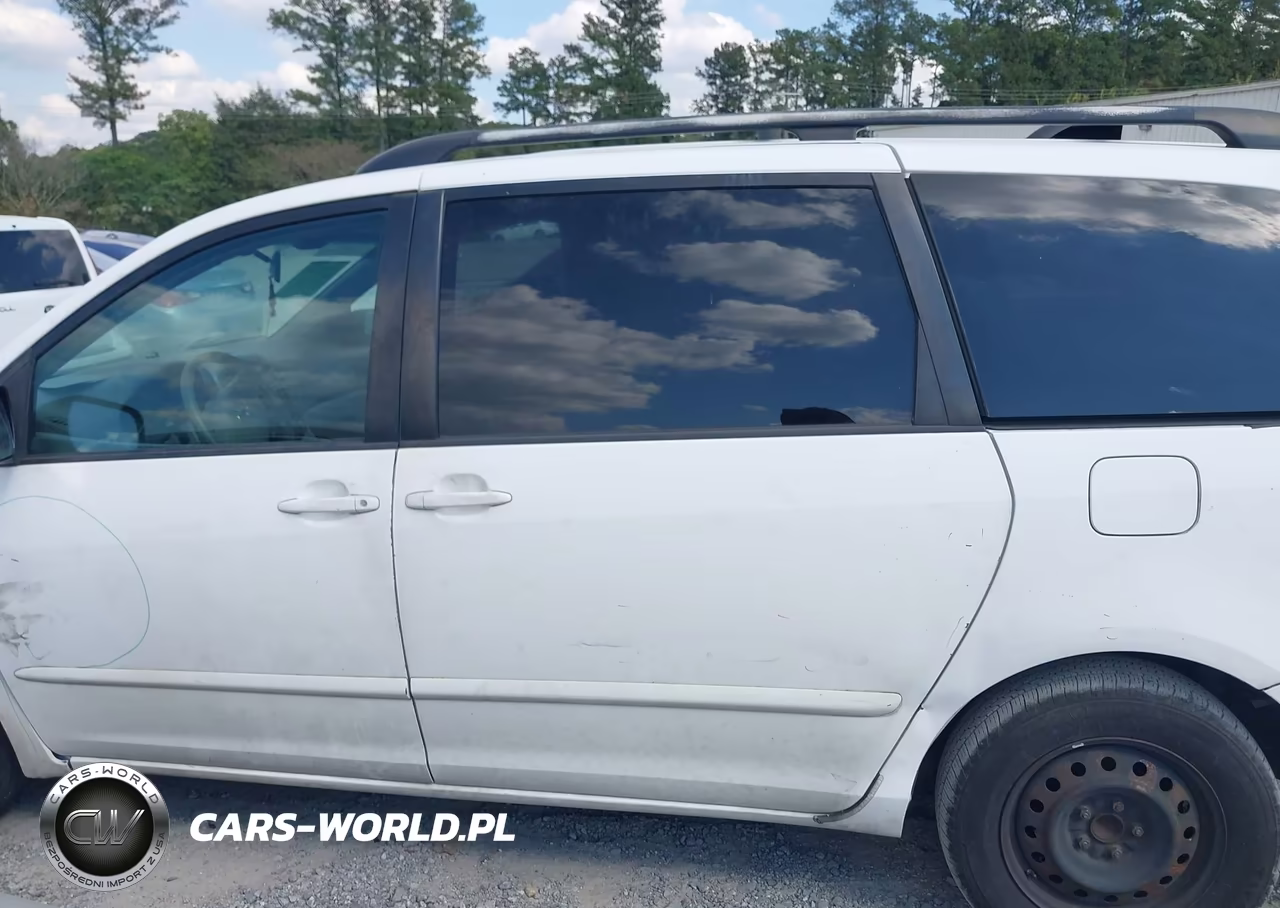 2008 Toyota Sienna Le VIN:5TDZK23C48S131704 - 14