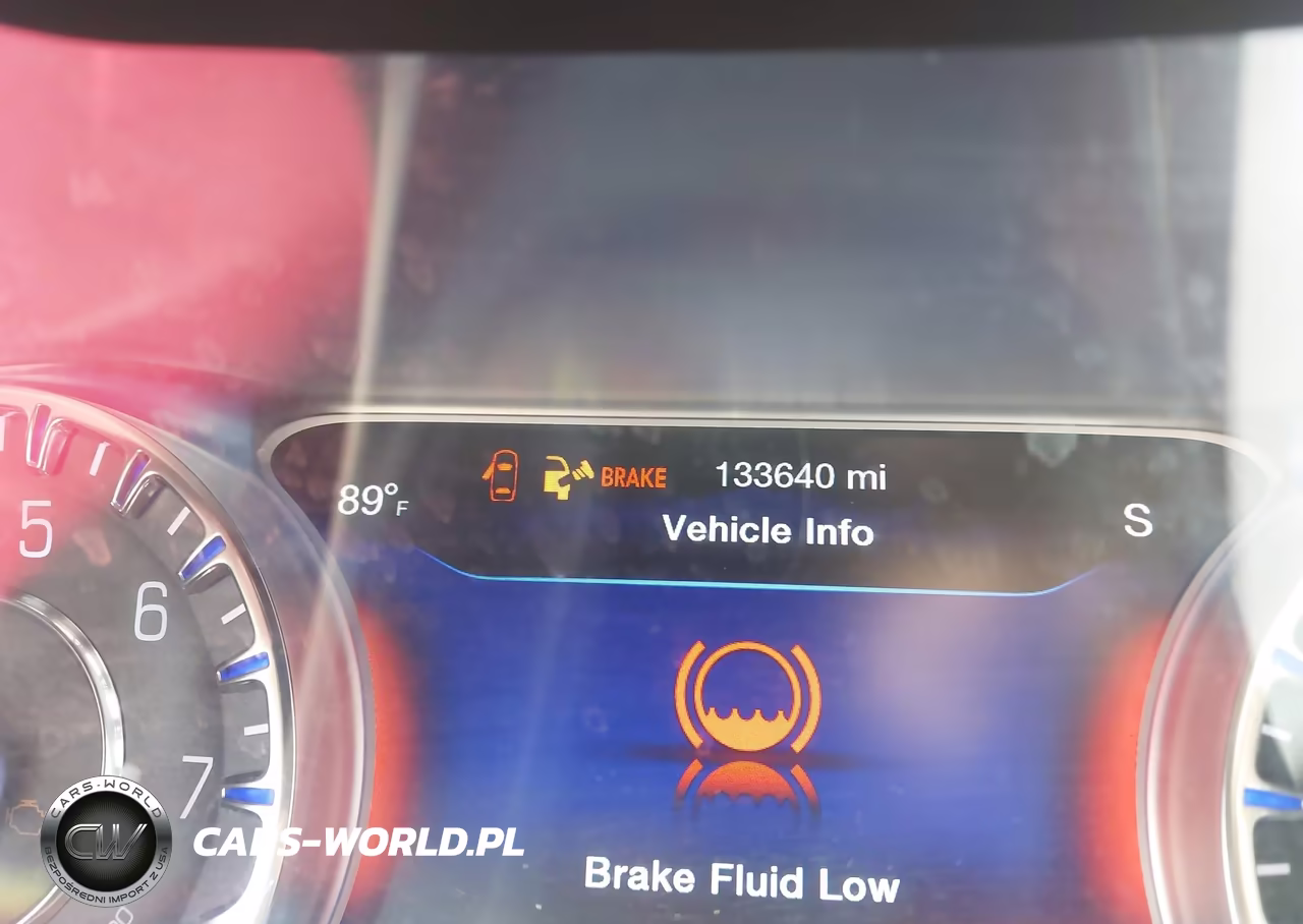 2015 Chrysler 200 C VIN:1C3CCCEG6FN668915 - 15