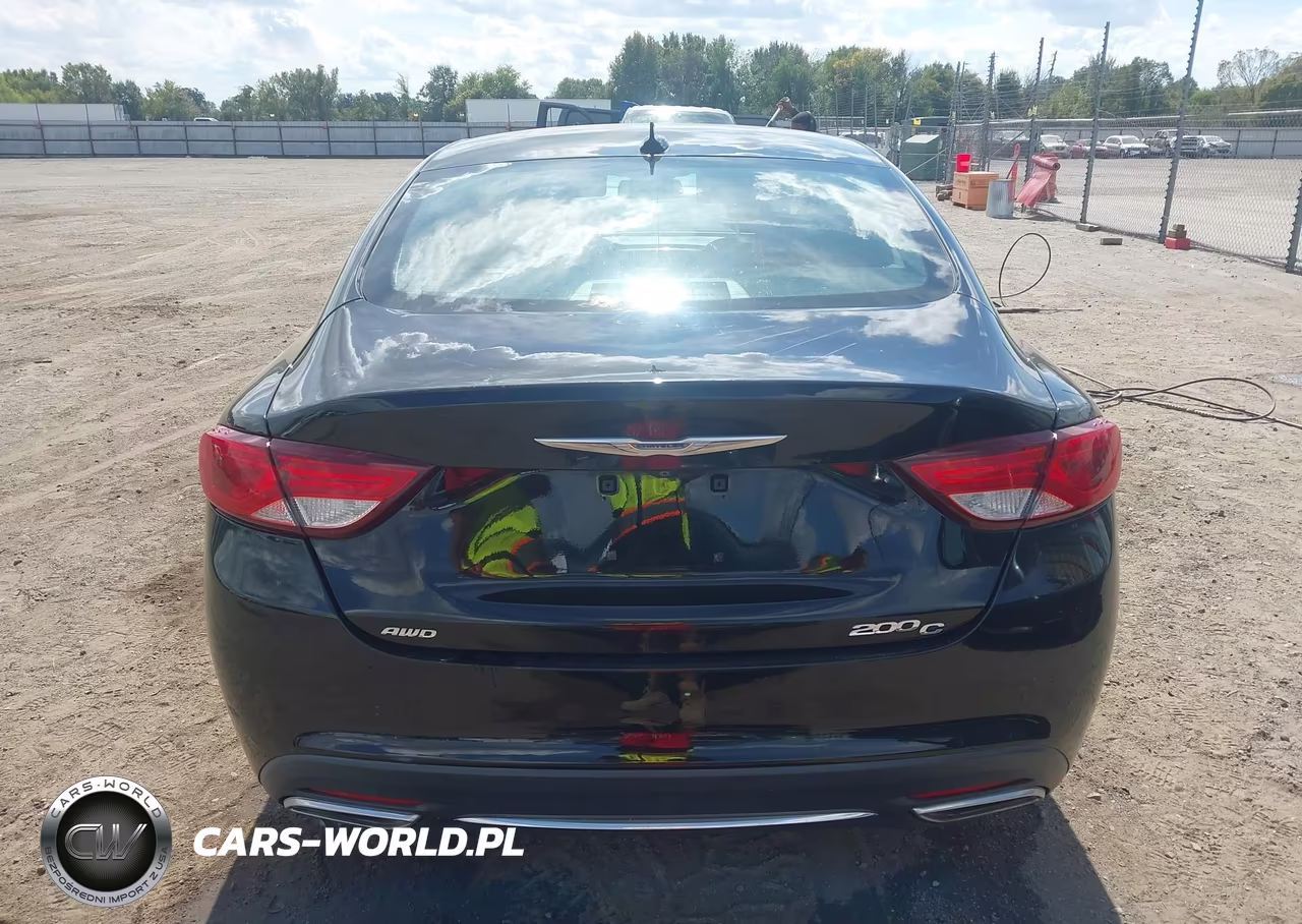 2015 Chrysler 200 C VIN:1C3CCCEG6FN668915 - 16
