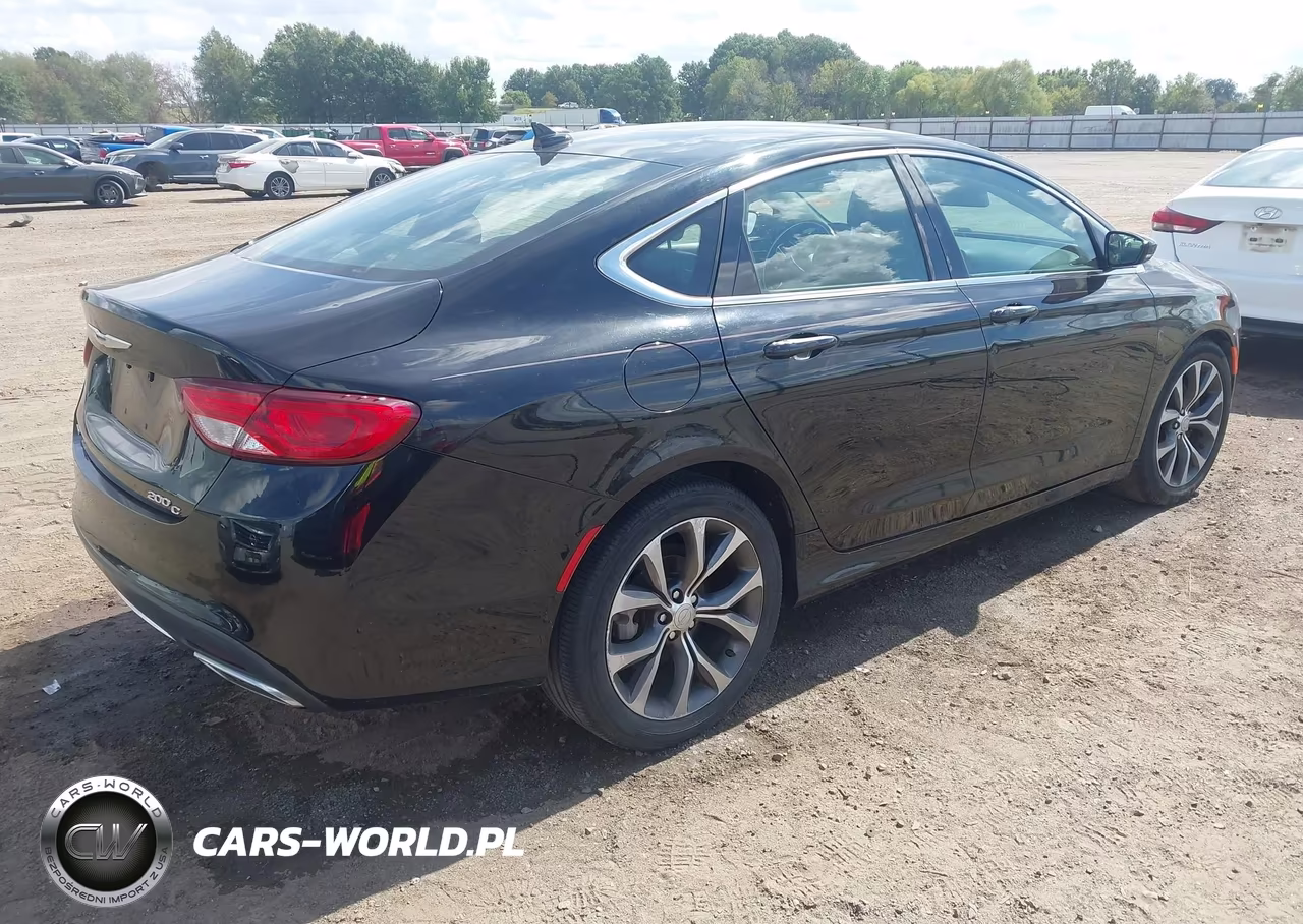 2015 Chrysler 200 C VIN:1C3CCCEG6FN668915 - 4