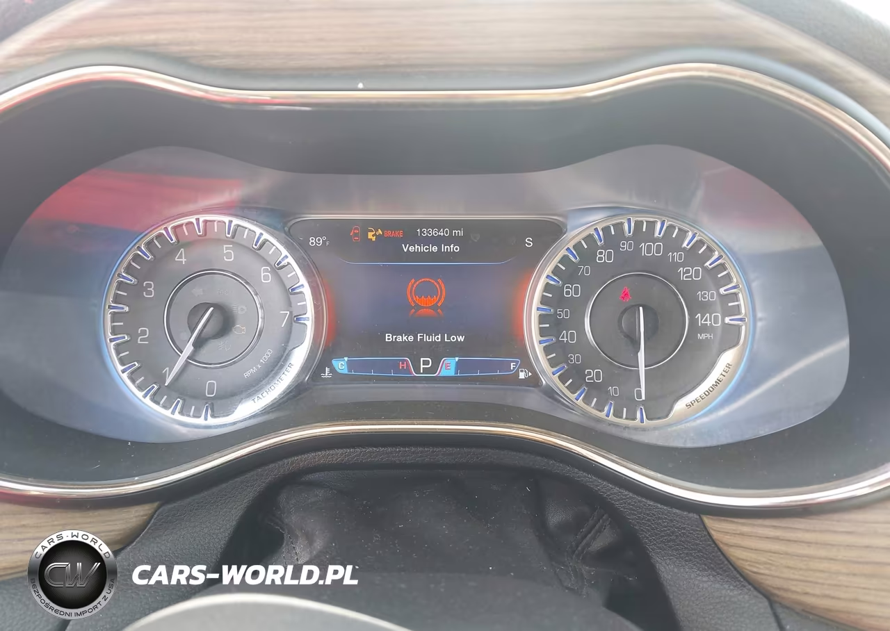 2015 Chrysler 200 C VIN:1C3CCCEG6FN668915 - 7
