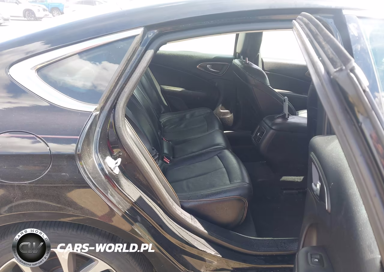 2015 Chrysler 200 C VIN:1C3CCCEG6FN668915 - 8