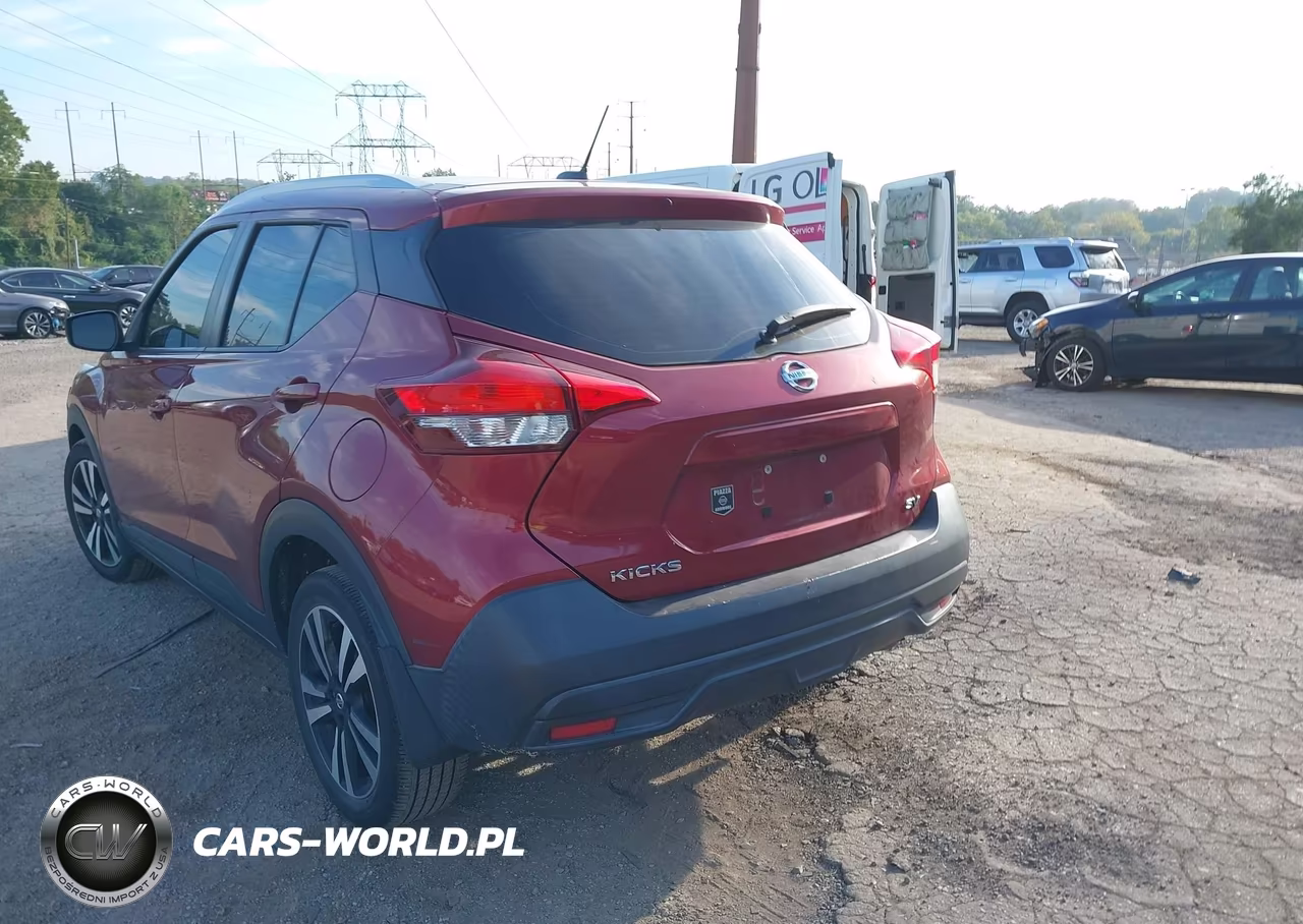 2019 Nissan Kicks Sv VIN:3N1CP5CU4KL545583 - 3
