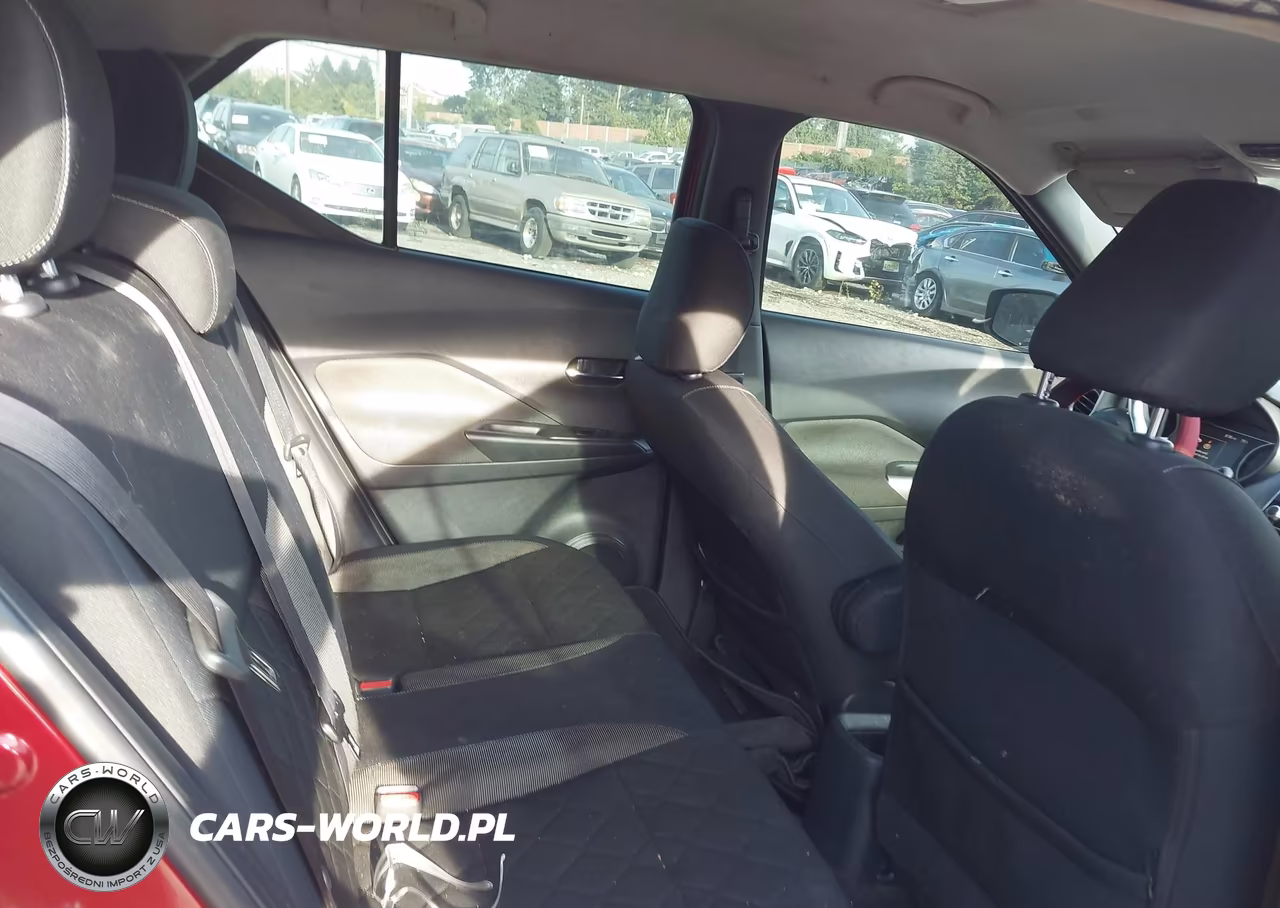 2019 Nissan Kicks Sv VIN:3N1CP5CU4KL545583 - 8