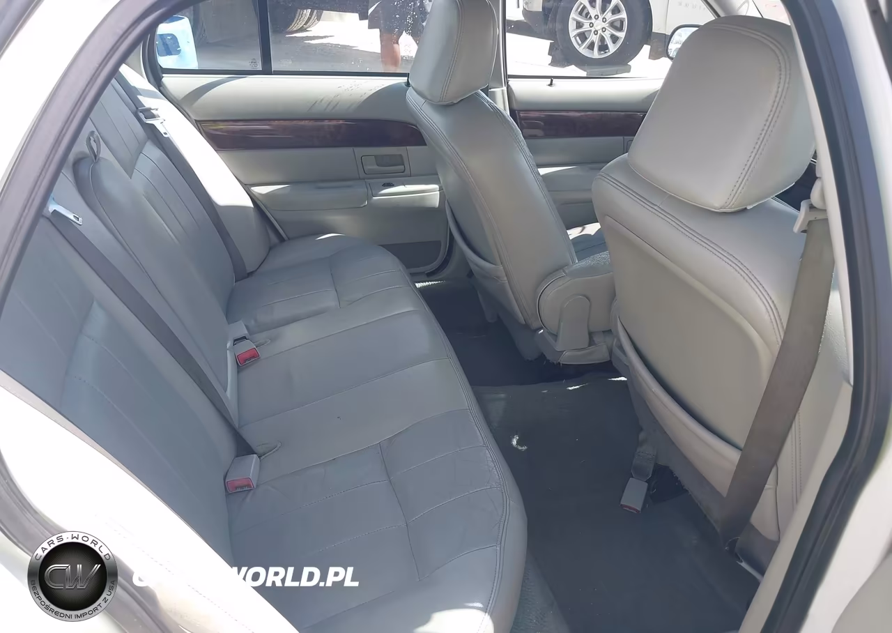 2002 Mercury Grand Marquis Ls VIN:2MEFM75W92X617033 - 8