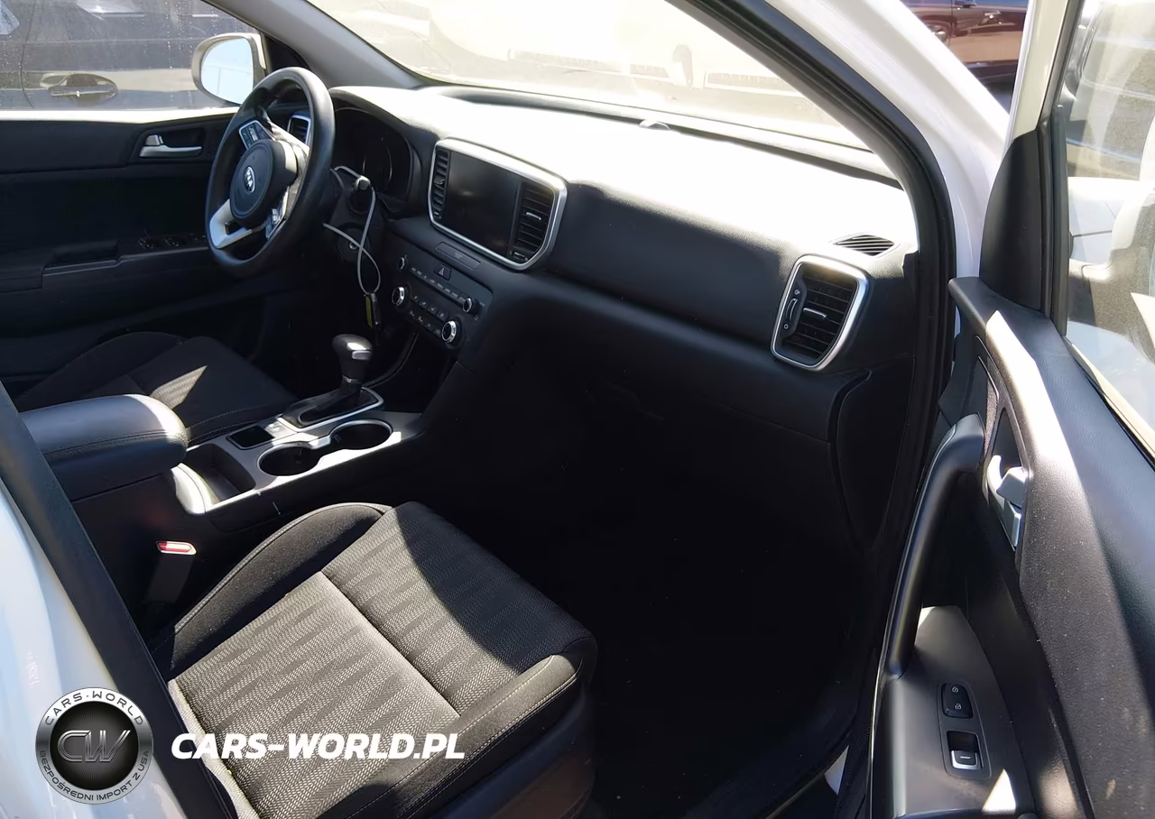 2022 Kia Sportage Lx VIN:KNDPM3AC2N7978804 - 5