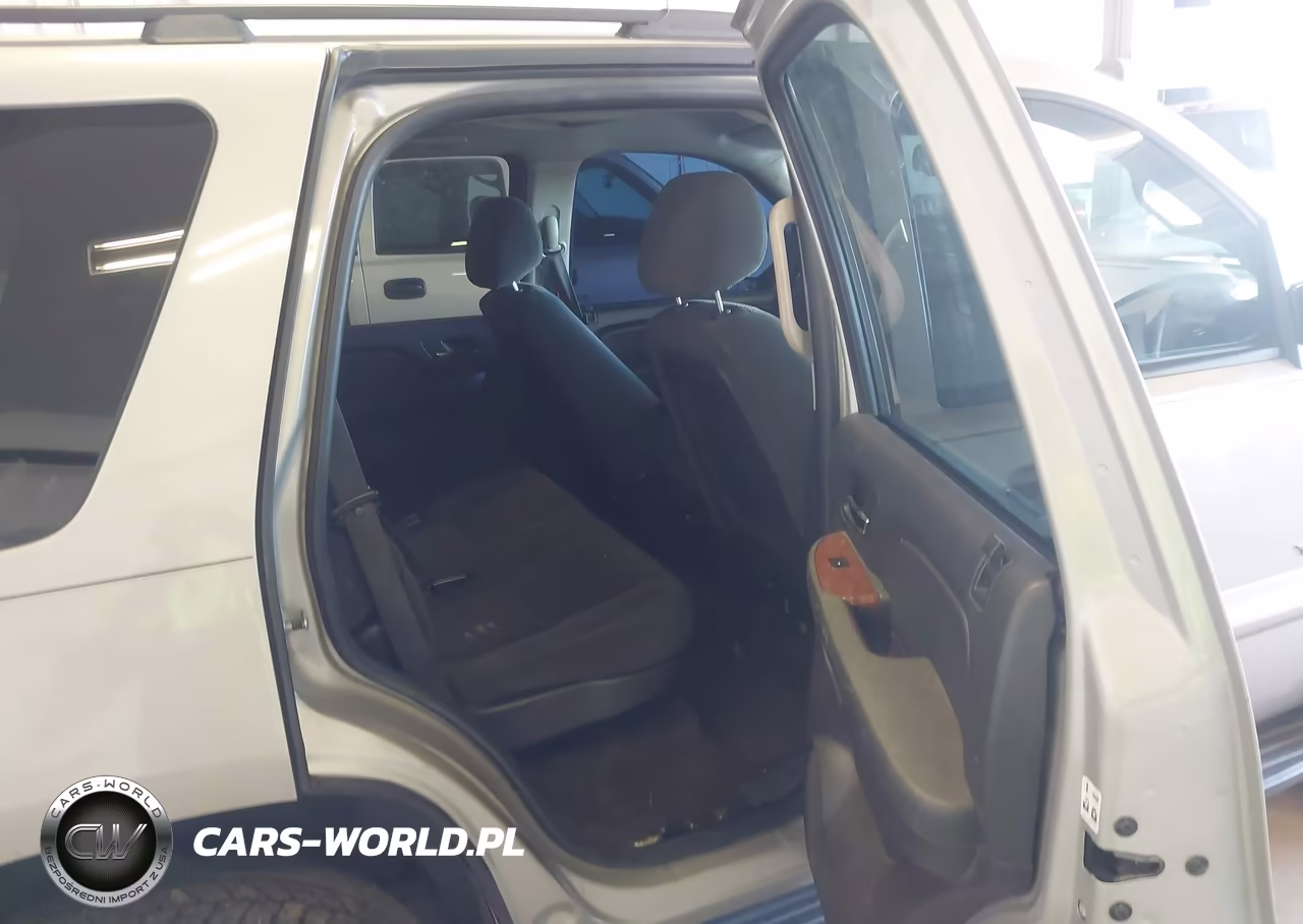 2008 GMC Yukon Sle VIN:1GKFC13C78J138786 - 8