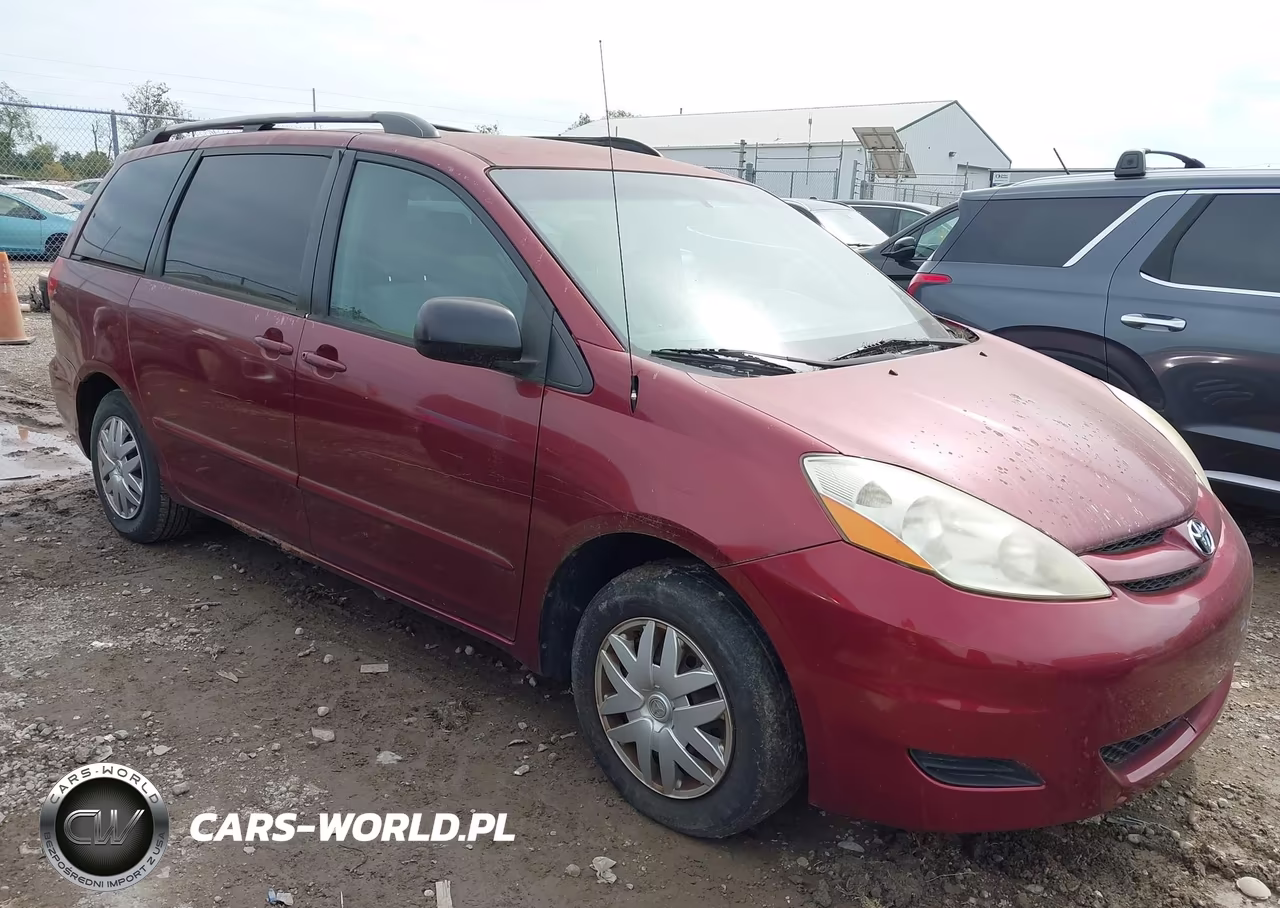 2008 Toyota Sienna Le – zdjęcie 1 z 11