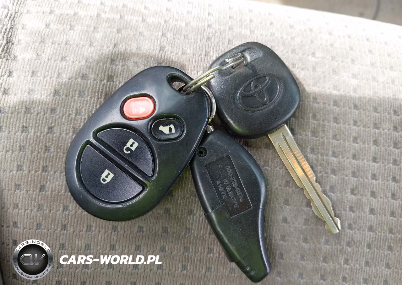 2008 Toyota Sienna Le VIN:5TDZK23CX8S162181 - 11