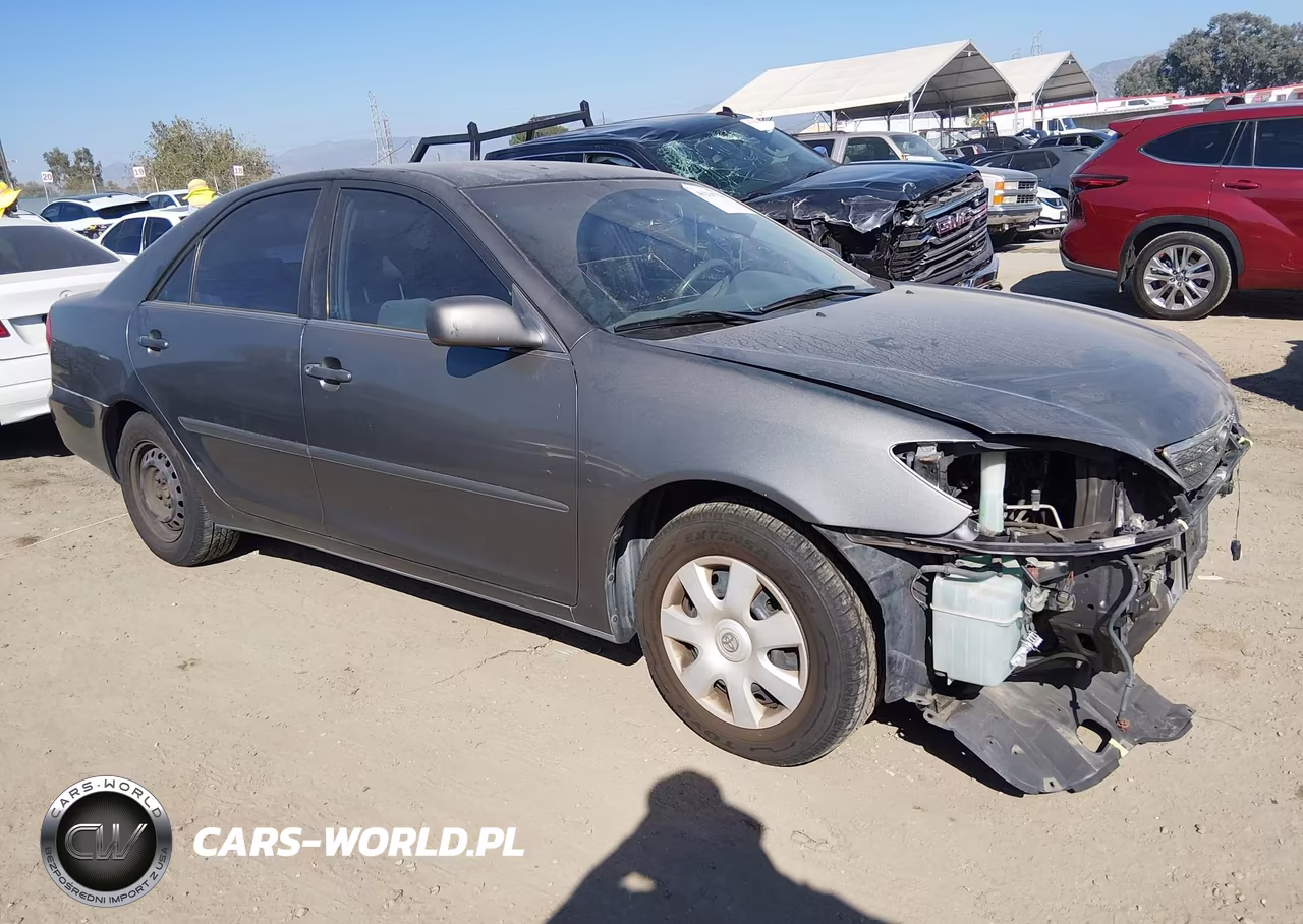 2004 Toyota Camry Le