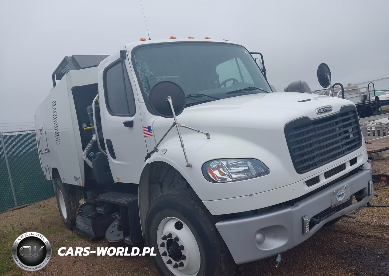 2024 Freightliner M2 106
