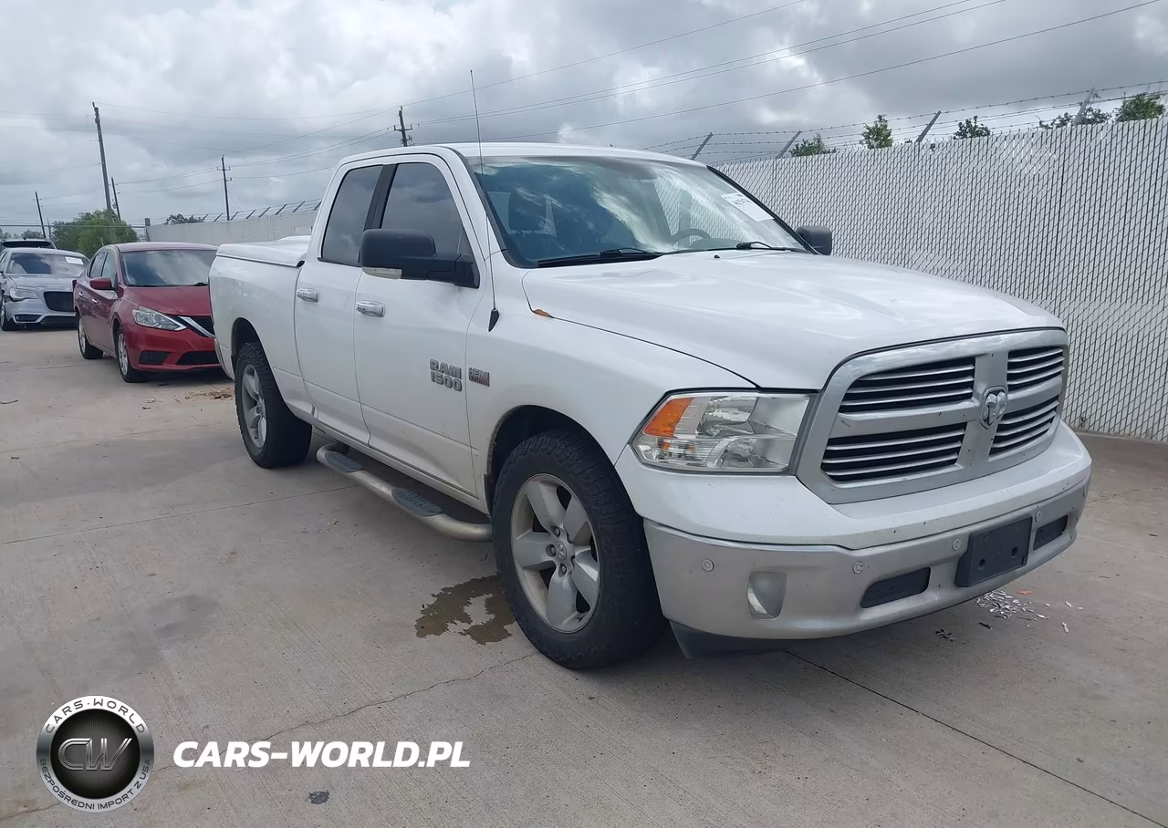 2017 Ram 1500 Lone Star 4X2 6'4 Box VIN:1C6RR6GT1HS500921 - 1