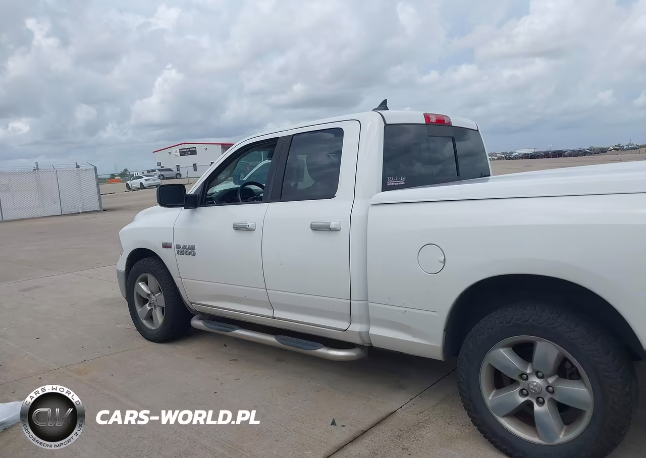 2017 Ram 1500 Lone Star 4X2 6'4 Box VIN:1C6RR6GT1HS500921 - 14