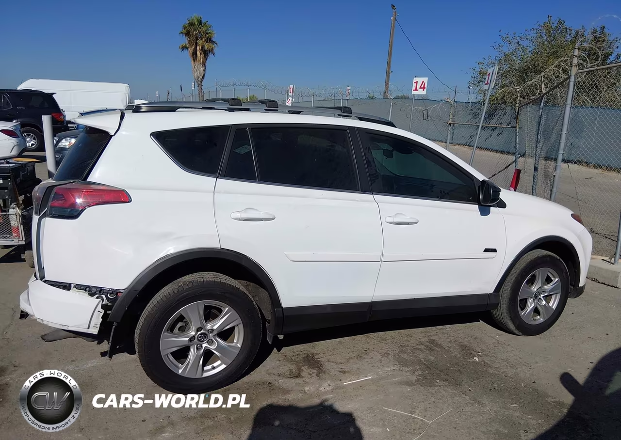 2017 Toyota Rav4 Le VIN:2T3BFREV1HW578048 - 13