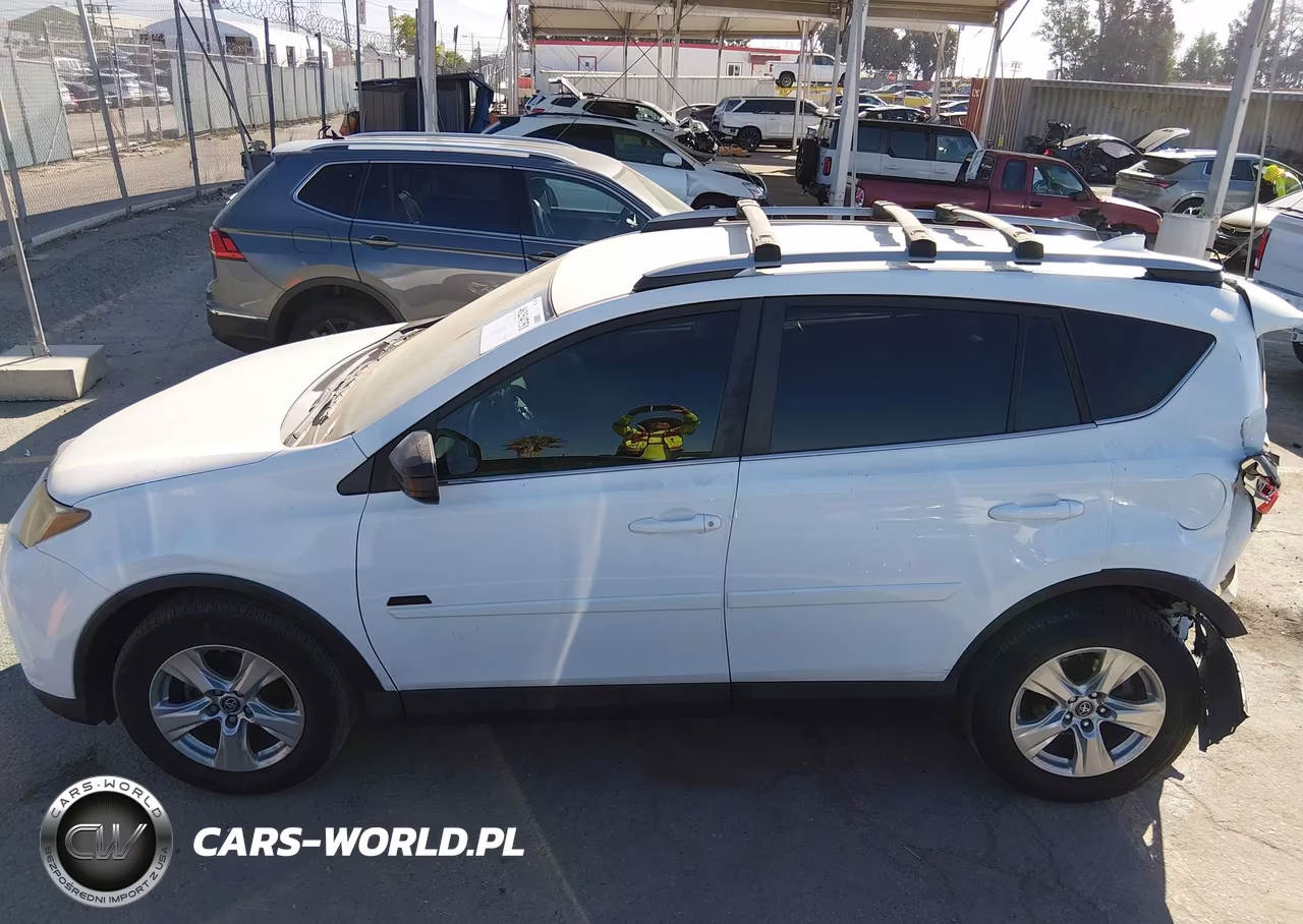 2017 Toyota Rav4 Le VIN:2T3BFREV1HW578048 - 14