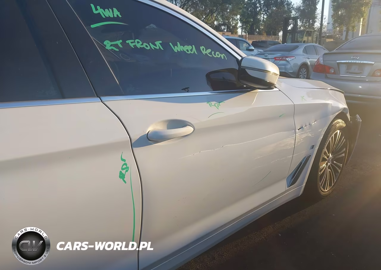 2019 BMW 530E Iperformance VIN:WBAJA9C51KB253670 - 17