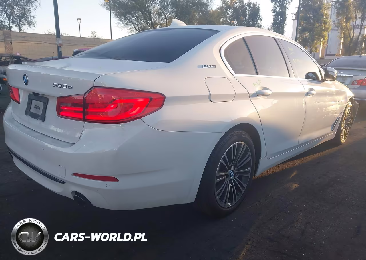 2019 BMW 530E Iperformance VIN:WBAJA9C51KB253670 - 4