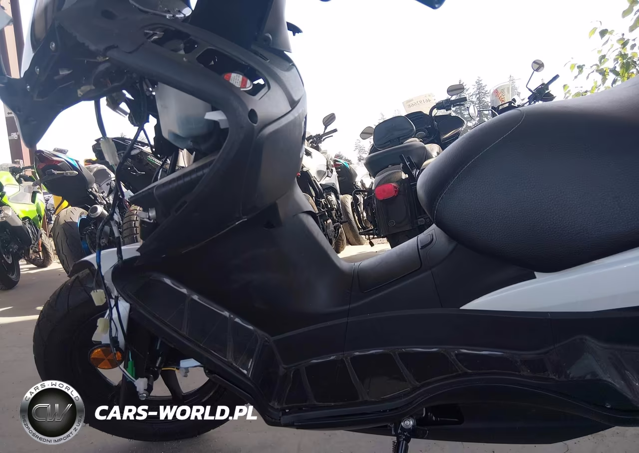 2020 Suzuki Uh200 VIN:MLCCH41A6L1600060 - 9