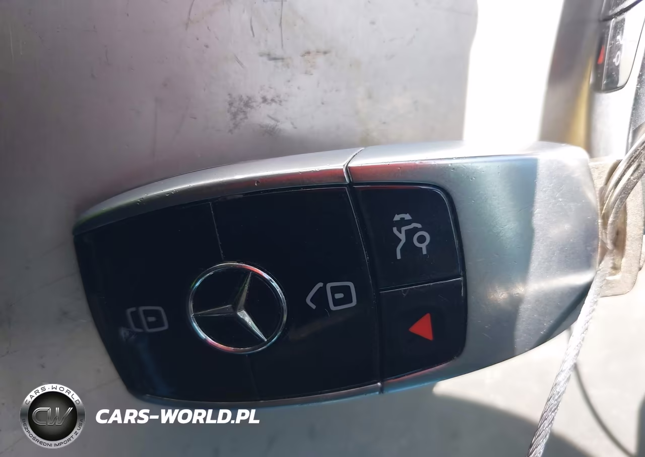2017 Mercedes-Benz E 300 VIN:WDDZF4JB1HA017513 - 11