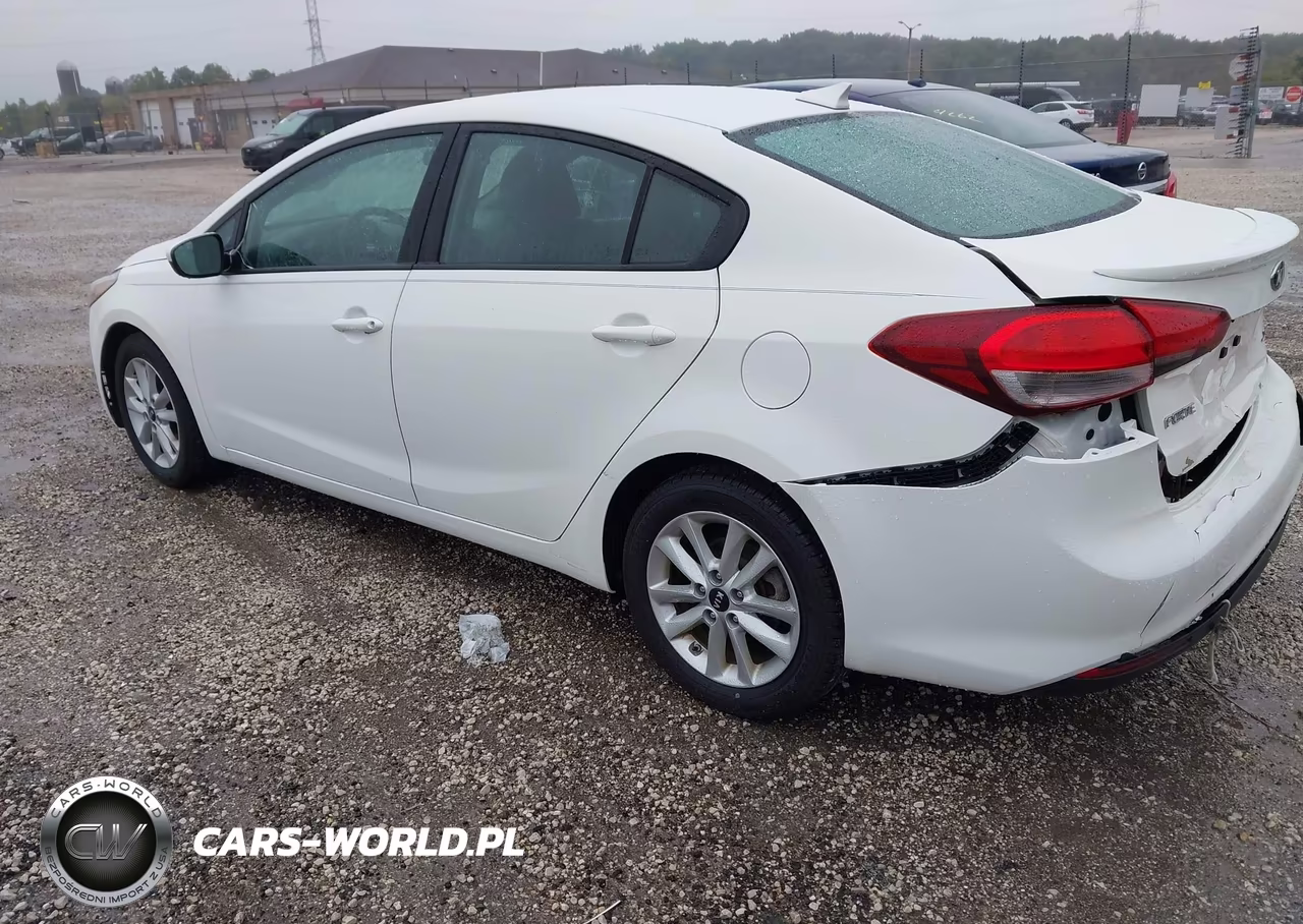2017 Kia Forte S VIN:3KPFL4A76HE102233 - 3