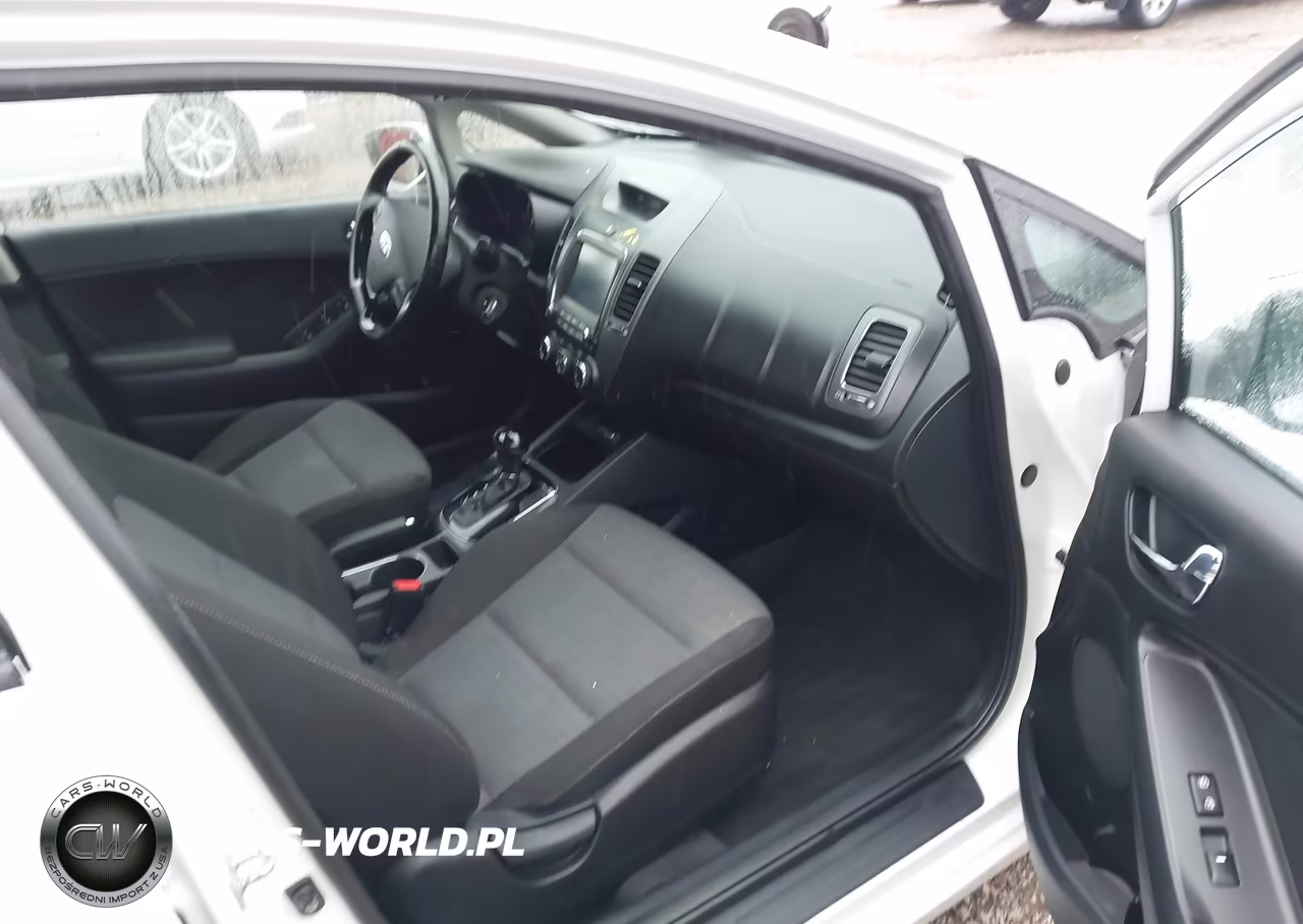 2017 Kia Forte S VIN:3KPFL4A76HE102233 - 5