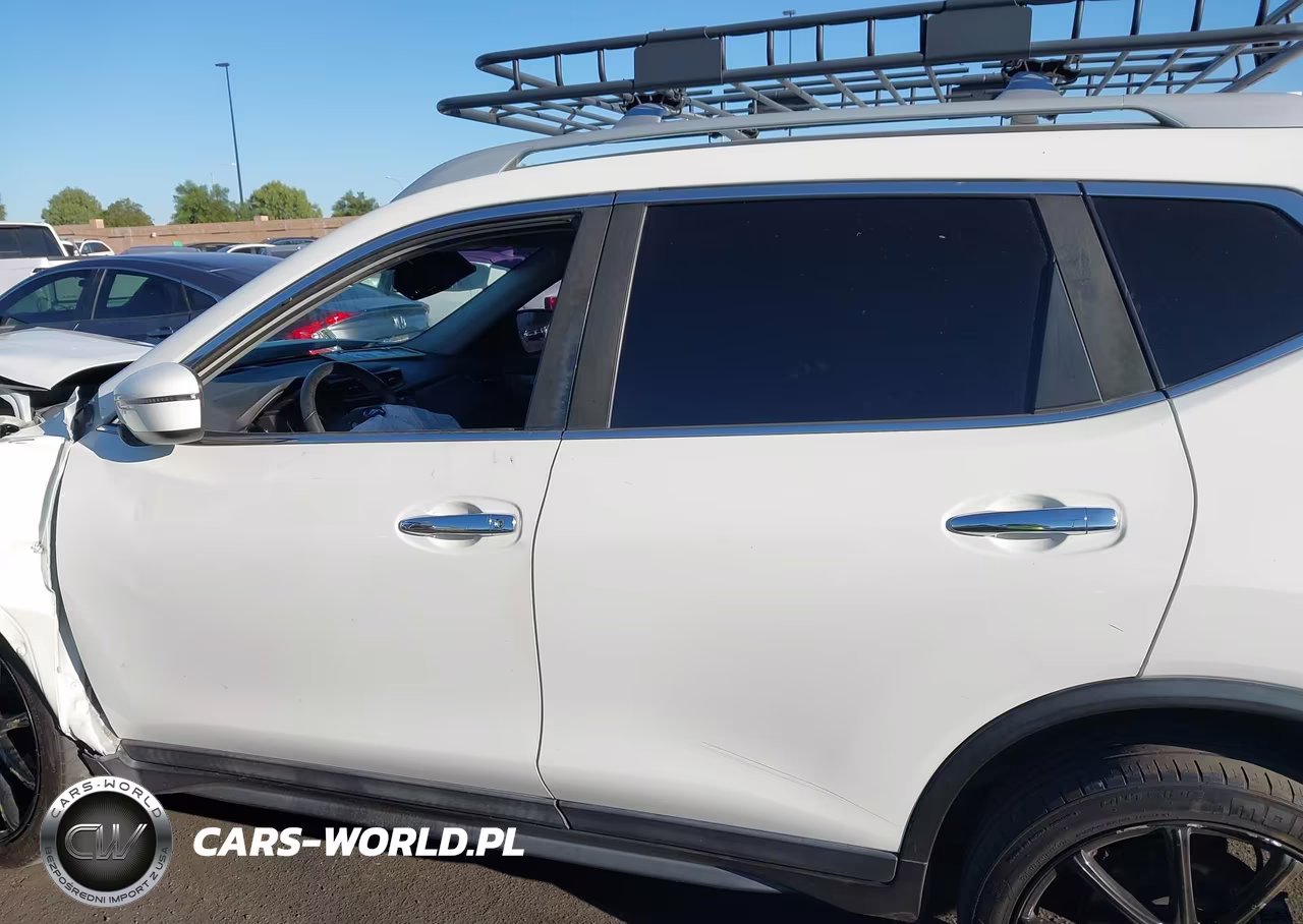 2019 Nissan Rogue S VIN:5N1AT2MT7KC828359 - 15