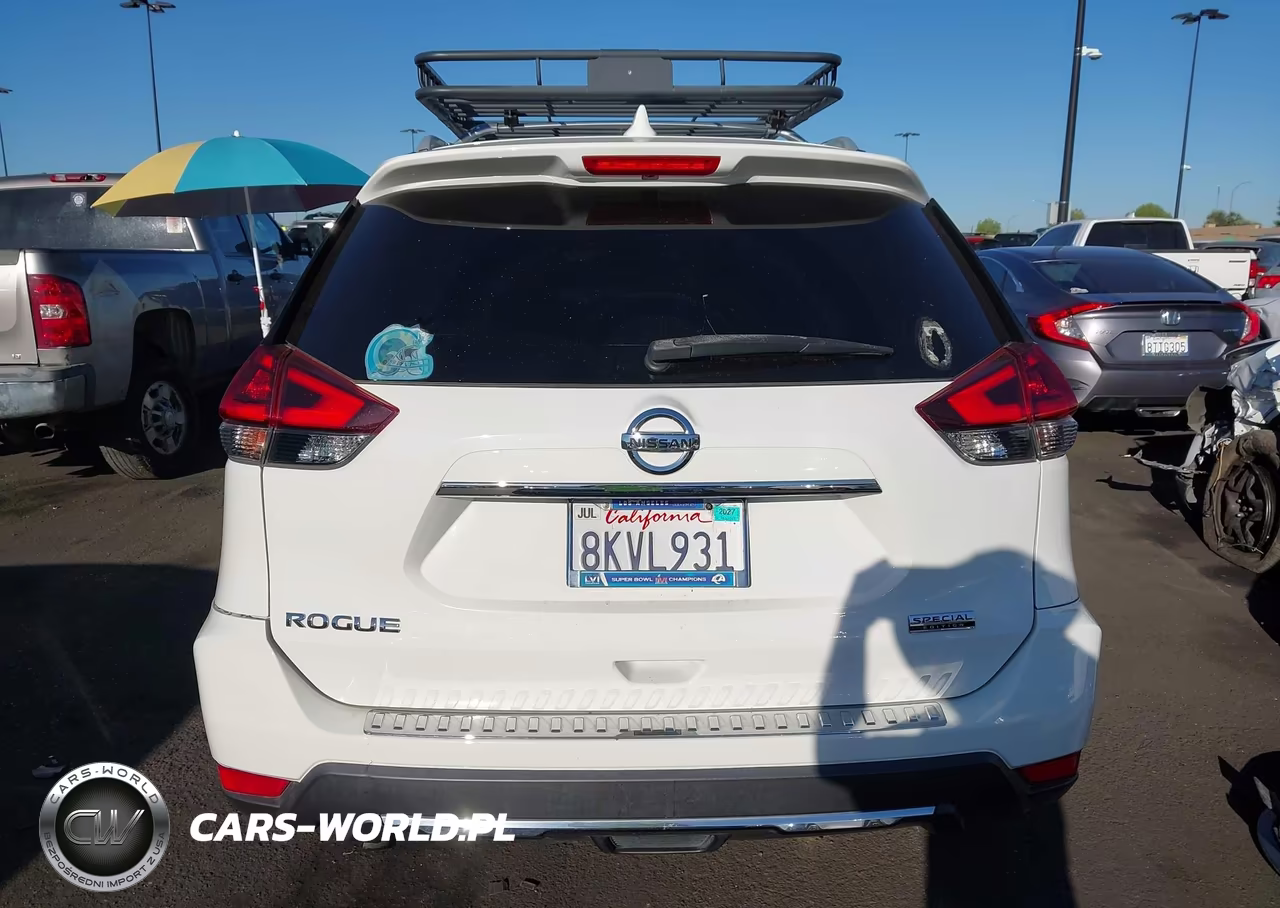 2019 Nissan Rogue S VIN:5N1AT2MT7KC828359 - 17