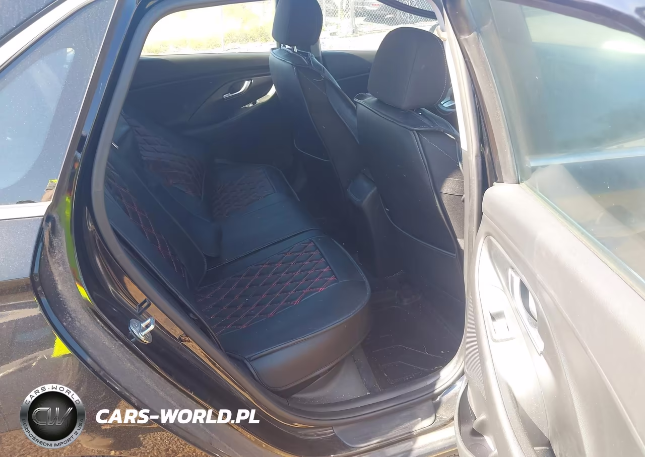 2019 Hyundai Elantra Gt VIN:KMHH35LE4KU096785 - 8