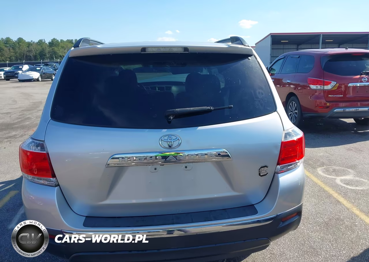 2013 Toyota Highlander Base Plus VIN:5TDZA3EH5DS037083 - 16