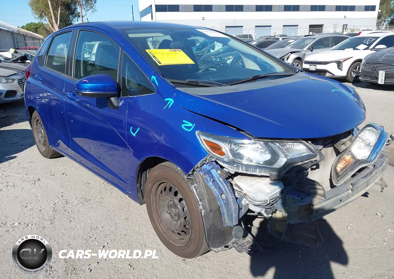 2015 Honda Fit Lx VIN:3HGGK5H52FM774215 - 1